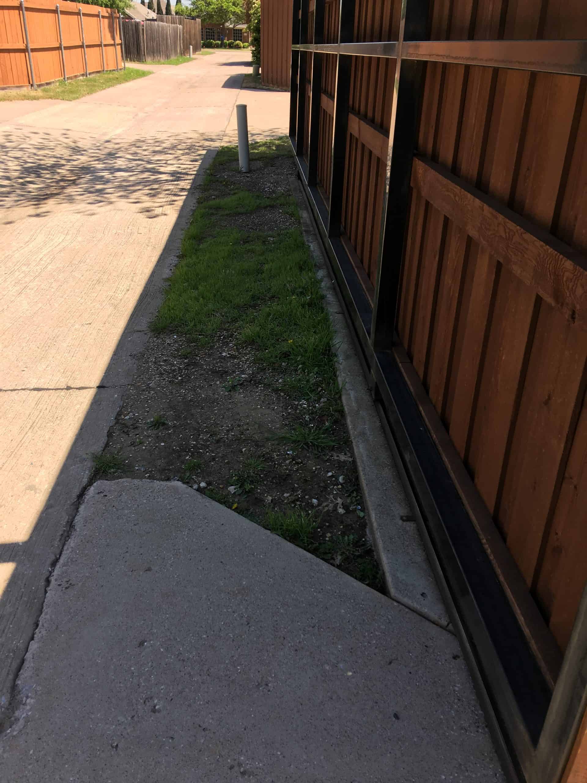 What are the Two Types of Sliding Gates? - A1 Gate Guys